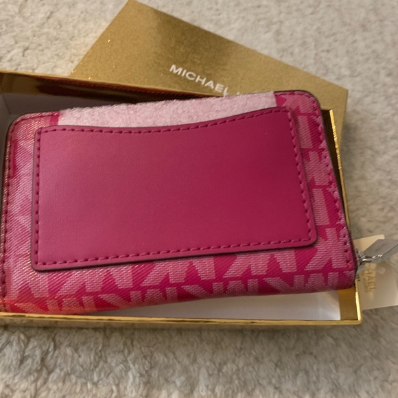 Michael Kors Pink Card Case - Picture 3 of 4